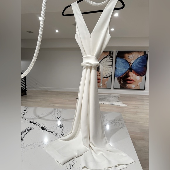 Club Monaco size US2 White flared pant jumpsuit with belt - Picture 7 of 9